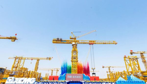 World’s first and largest tower crane receives recognition from 11 industry experts in technical appraisal 